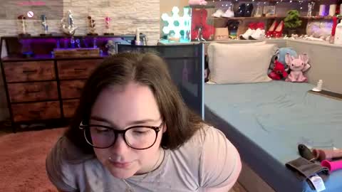 Snapshot of kimberlycaprice chatting on 05/24/26, 08:41 kimberlycaprice online show from 05/24/26, 08:41