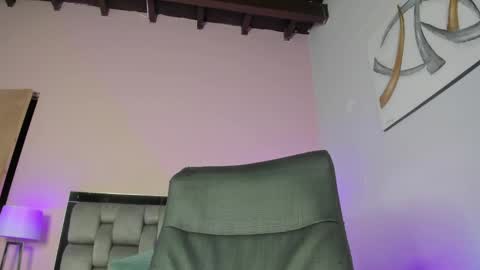 Snapshot of kimberlycoxxx chatting on 02/27/25, 12:32 kimberly online show from 02/27/25, 12:32