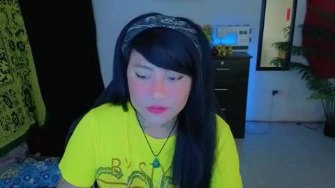 Kimberly Polizzi     online show from 10/13/25, 02:44