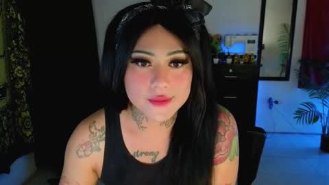 Kimberly Polizzi     online show from 11/09/25, 03:05