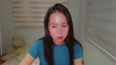 Snapshot of kimbratx chatting on 12/17/24, 11:16 kimbratx online show from 12/17/24, 11:16