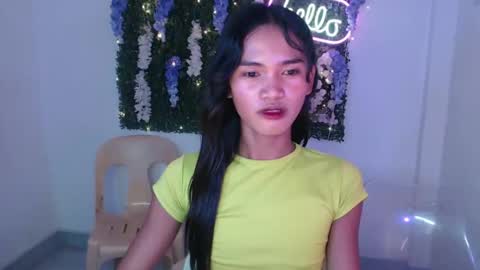 Snapshot of kimbratx chatting on 12/21/24, 12:31 kimbratx online show from 12/21/24, 12:31