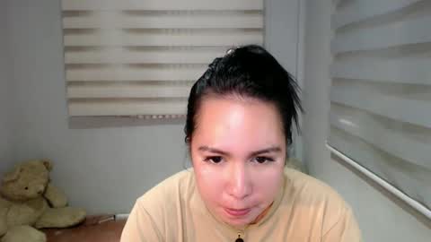 Snapshot of kimbratx chatting on 01/21/25, 12:04 kimbratx online show from 01/21/25, 12:04