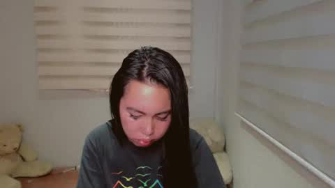 Snapshot of kimbratx chatting on 01/23/25, 10:22 kimbratx online show from 01/23/25, 10:22