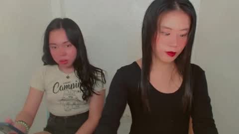 Snapshot of kimbratx chatting on 02/06/25, 10:59 kimbratx online show from 02/06/25, 10:59