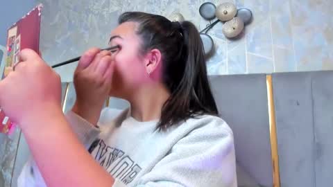  KIM  online show from 01/11/26, 02:16