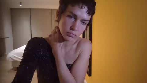 Kim  online show from 01/11/26, 06:35