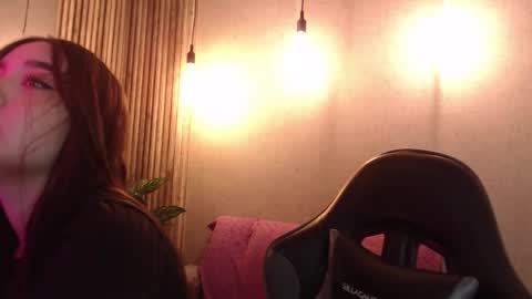 Snapshot of kimgarcez chatting on 10/05/25, 03:32 kimgarcez online show from 10/05/25, 03:32