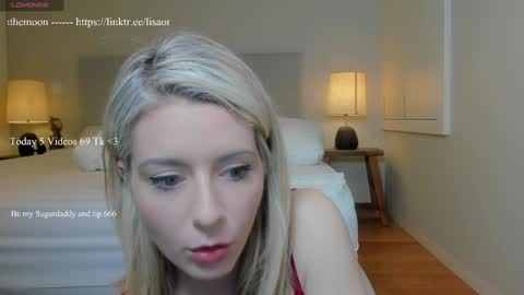 Wolfs Girl online show from 11/15/25, 05:09