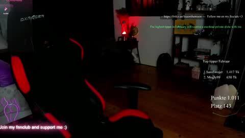 Wolfs Girl online show from 02/05/26, 09:41