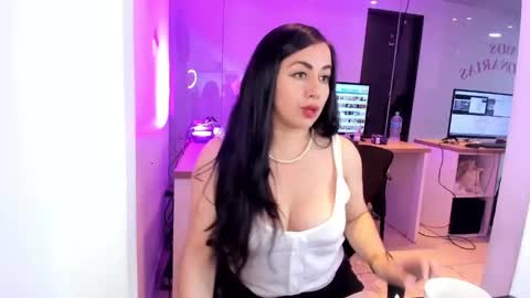 Camila online show from 09/24/25, 01:14