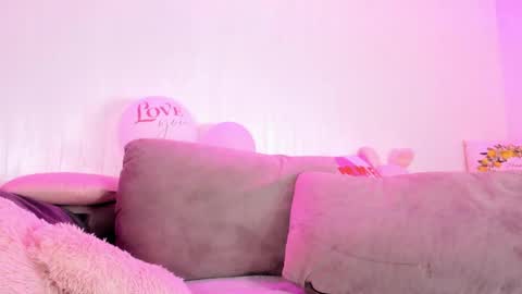 Natalie online show from 04/28/26, 03:11