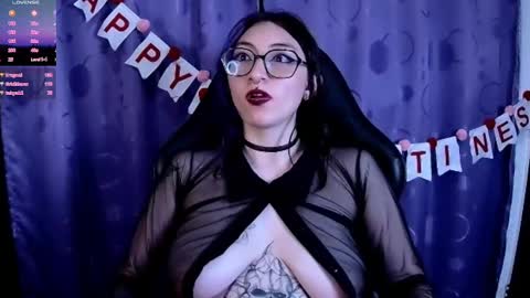 Snapshot of kimlennox_ chatting on 02/07/25, 01:47   online show from 02/07/25, 01:47