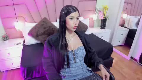 kimluna1 online show from 01/11/26, 04:28