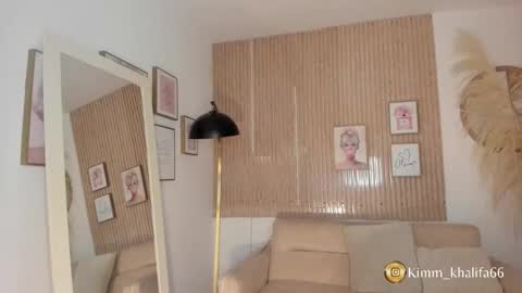 Kim  online show from 03/05/25, 11:05