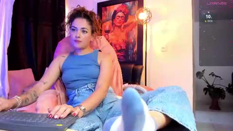 kimmberly_saenz_ online show from 06/18/26, 10:25
