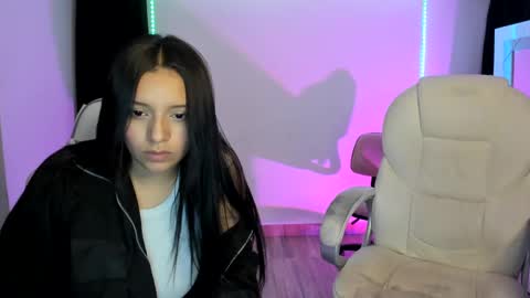 kimmi online show from 01/05/25, 11:22