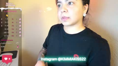 Snapshot of kimmiakiss22 chatting on 12/13/24, 07:04 Kimmi online show from 12/13/24, 07:04