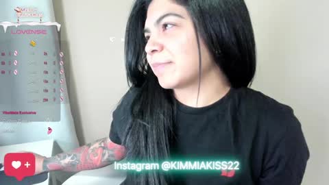 Snapshot of kimmiakiss22 chatting on 12/28/24, 12:26 Kimmi online show from 12/28/24, 12:26