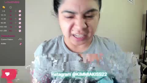 Snapshot of kimmiakiss22 chatting on 01/05/25, 03:43 Kimmi online show from 01/05/25, 03:43