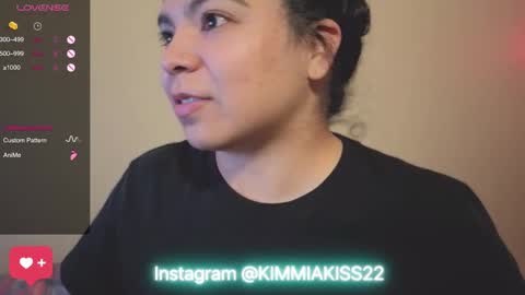 Snapshot of kimmiakiss22 chatting on 01/14/25, 05:30 Kimmi online show from 01/14/25, 05:30