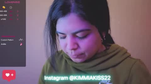 Snapshot of kimmiakiss22 chatting on 01/17/25, 09:50 Kimmi online show from 01/17/25, 09:50