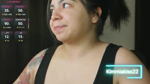 Snapshot of kimmiakiss22 chatting on 09/19/25, 12:56 Kimmi online show from 09/19/25, 12:56