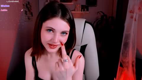  Your Kimmie  follow me  online show from 10/31/25, 07:53