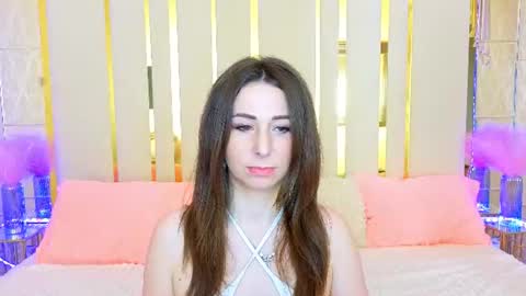 Snapshot of kimmmli chatting on 07/07/26, 01:04 Margo online show from 07/07/26, 01:04