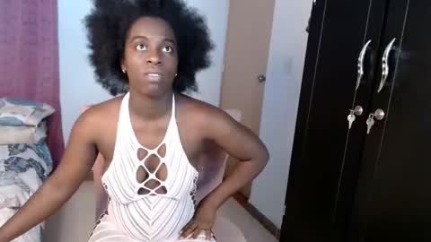 kimmy94192 online show from 12/04/24, 10:13