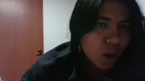 Snapshot of kimmy_kimmy_ chatting on 01/30/25, 04:06 Kimmy online show from 01/30/25, 04:06