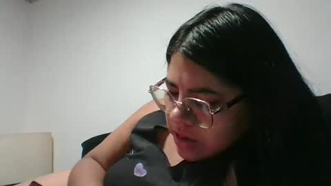 Snapshot of kimmy_kimmy_ chatting on 02/11/25, 12:16 Kimmy online show from 02/11/25, 12:16