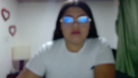 Snapshot of kimmy_kimmy_ chatting on 09/24/25, 03:43 Kimmy online show from 09/24/25, 03:43