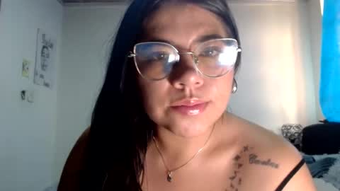 Snapshot of kimmy_kimmy_ chatting on 07/23/26, 04:49 Kimmy online show from 07/23/26, 04:49