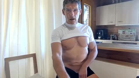 Snapshot of kimonoblues chatting on 03/03/26, 09:59 kimonoblues online show from 03/03/26, 09:59