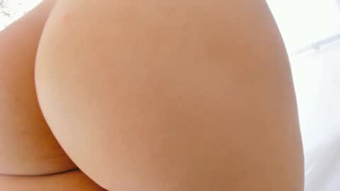 Snapshot of kimthompsonn chatting on 01/27/25, 09:02 Kim Thompson online show from 01/27/25, 09:02