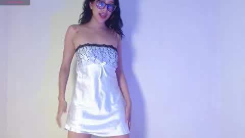 kimm online show from 11/07/25, 02:06