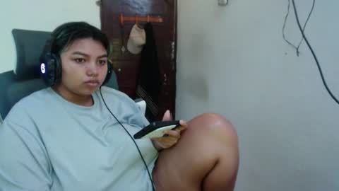 Snapshot of kimy_1 chatting on 06/18/26, 06:45 kimy online show from 06/18/26, 06:45