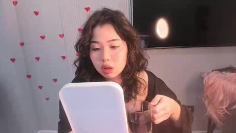 Kimi online show from 02/16/26, 03:13