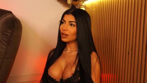 Snapshot of kimybroox chatting on 01/10/26, 10:25 Andreea online show from 01/10/26, 10:25