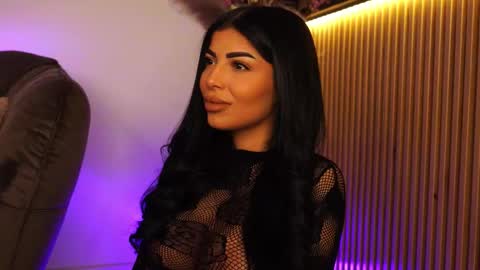 Snapshot of kimybroox chatting on 01/12/26, 11:21 Andreea online show from 01/12/26, 11:21