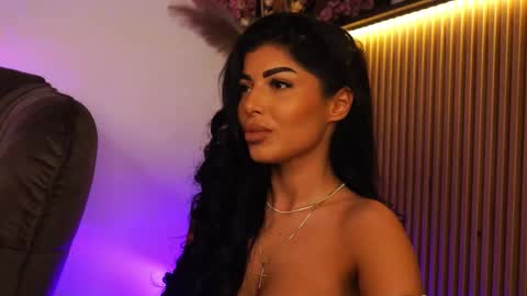 Snapshot of kimybroox chatting on 02/08/26, 10:24 Andreea online show from 02/08/26, 10:24