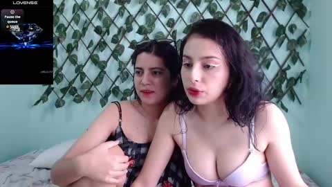 Snapshot of kimzu2830 chatting on 03/08/25, 03:13 Kim and Zuka online show from 03/08/25, 03:13