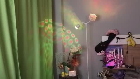 kina_ka online show from 11/29/25, 07:22