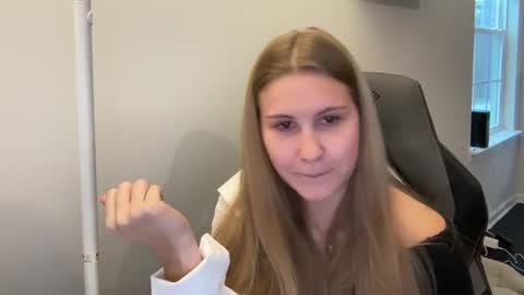 kinci06 online show from 02/19/25, 07:48