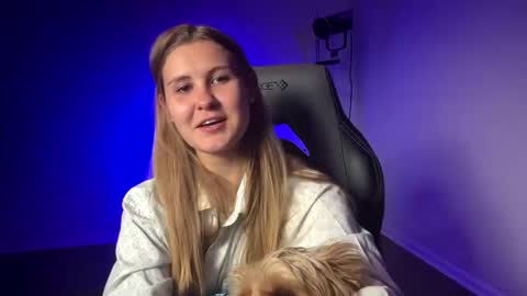 kinci06 online show from 03/05/25, 08:21