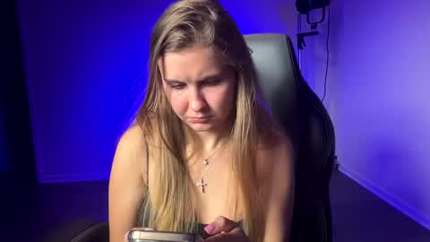 kinci06 online show from 03/05/25, 11:27