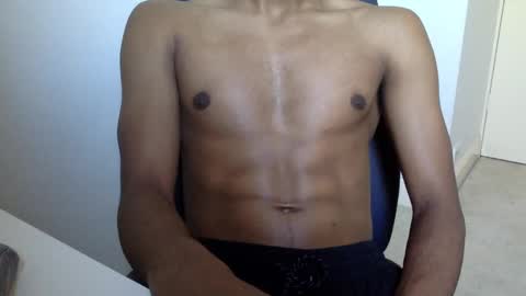 Isaac online show from 01/02/25, 02:54