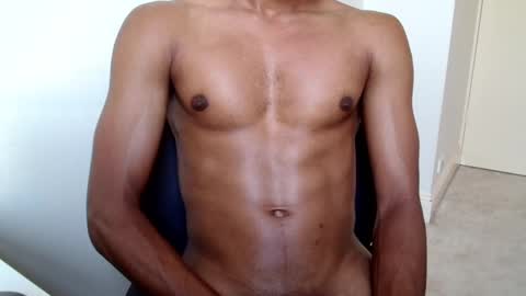 Isaac online show from 02/12/25, 07:02