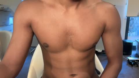 Snapshot of kinda_horny_right_now chatting on 04/04/26, 03:16 Isaac online show from 04/04/26, 03:16